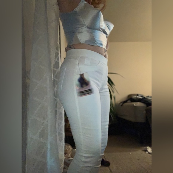 Butt Boosting skinny jeans - Picture 7 of 7